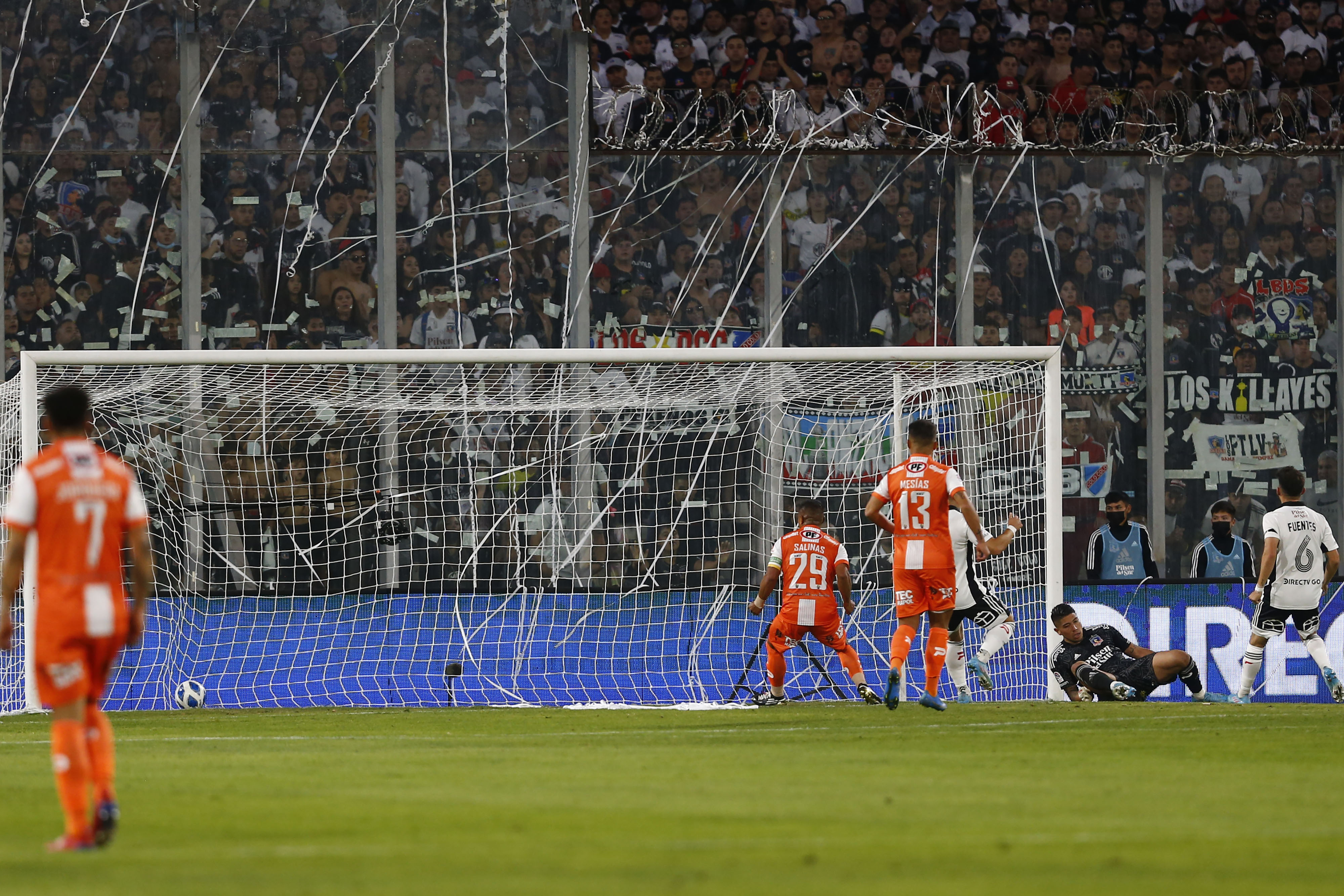 Cobresal insistió y logró empatar ante Colo Colo con gol de Alejandro Camargo