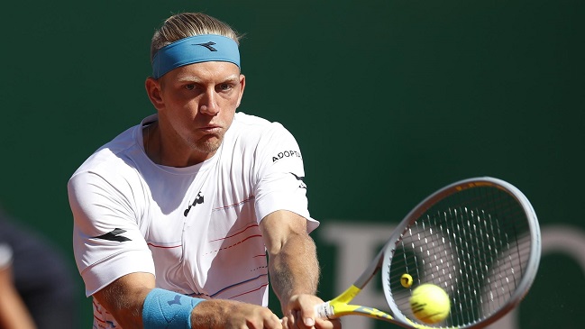 Davidovich acusó el desgaste de Montecarlo y se bajó del Conde de Godó