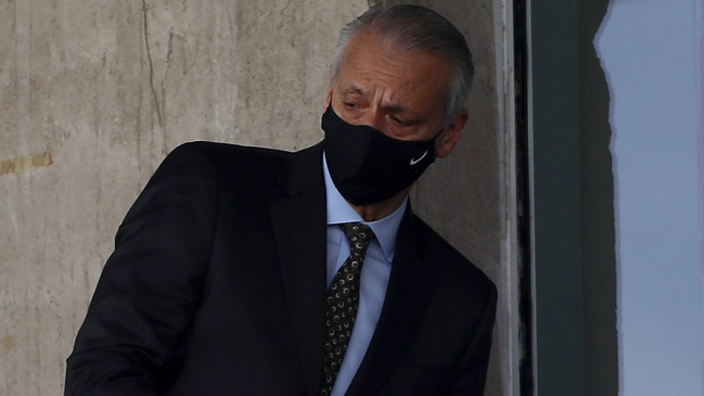 Javier Castrilli sigue en Chile: Espera que la ANFP “limpie su nombre”