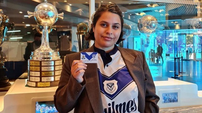 Vélez Sarsfield entregó el primer carnet de socio no binario en el fútbol argentino