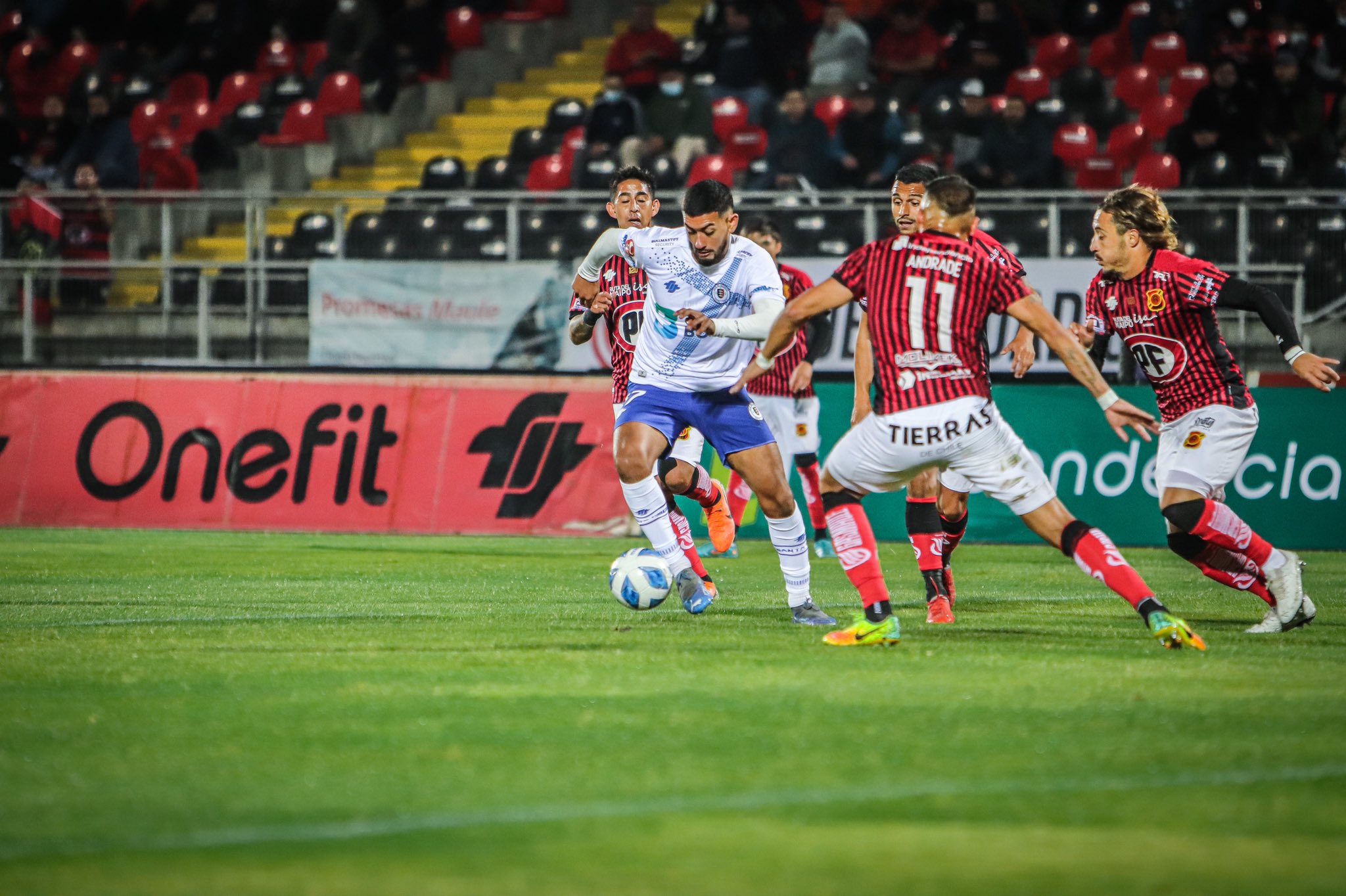 Santa Cruz expresó su malestar con el arbitraje en la temporada del Ascenso