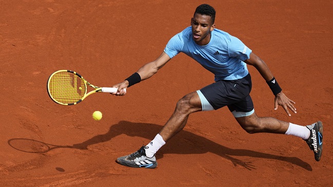 Félix Auger-Aliassime y Diego Schwartzman jugarán en cuartos de final de Barcelona