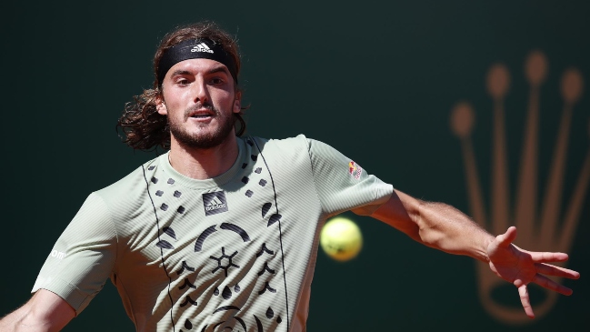 Stefanos Tsitsipas arrasó con Dimitrov y se citó con Alcaraz en el Conde de Godó