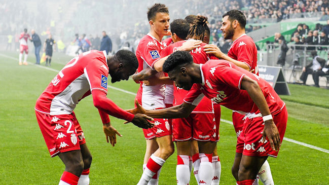 AS Mónaco de Guillermo Maripán goleó a Saint Etienne y se asentó en lo alto de la liga francesa