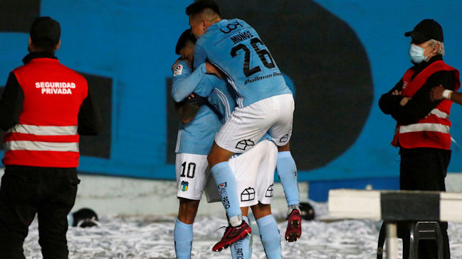 O’Higgins y Ñublense se enfrentan en la búsqueda de un triunfo que les permita trepar