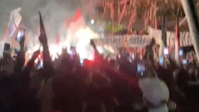 Cuatro barristas de Colo Colo fueron detenidos por robo con intimidación