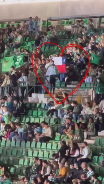 Carla Pardo acompañó a Claudio Bravo en la celebración de Betis en el “Benito Villamarín”