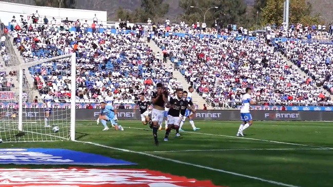 Así se vivió el golazo de Alexander Oroz al nivel de cancha en San Carlos