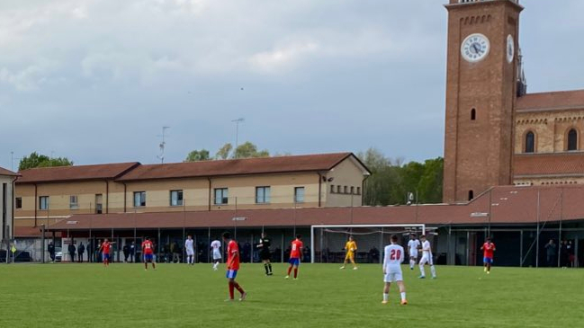 La Roja sub 15 cayó goleada contra Inglaterra en su debut en el Torneo Gradisca
