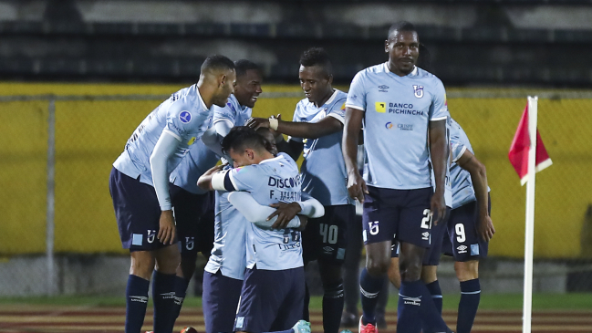 Universidad Católica de Ecuador batió a Banfield y lidera el grupo de La Calera en la Sudamericana