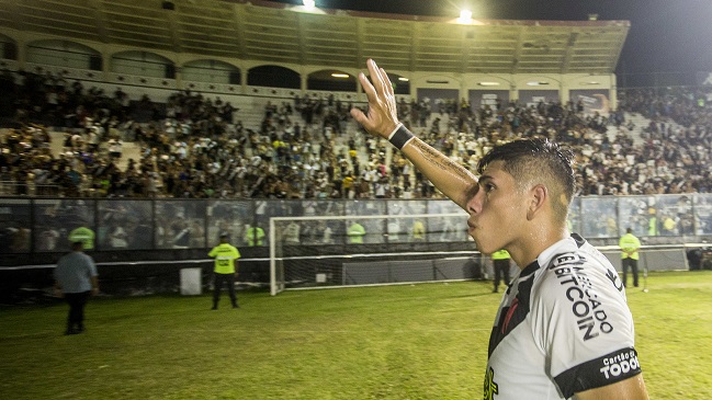 Carlos Palacios debutó con una victoria en Vasco da Gama