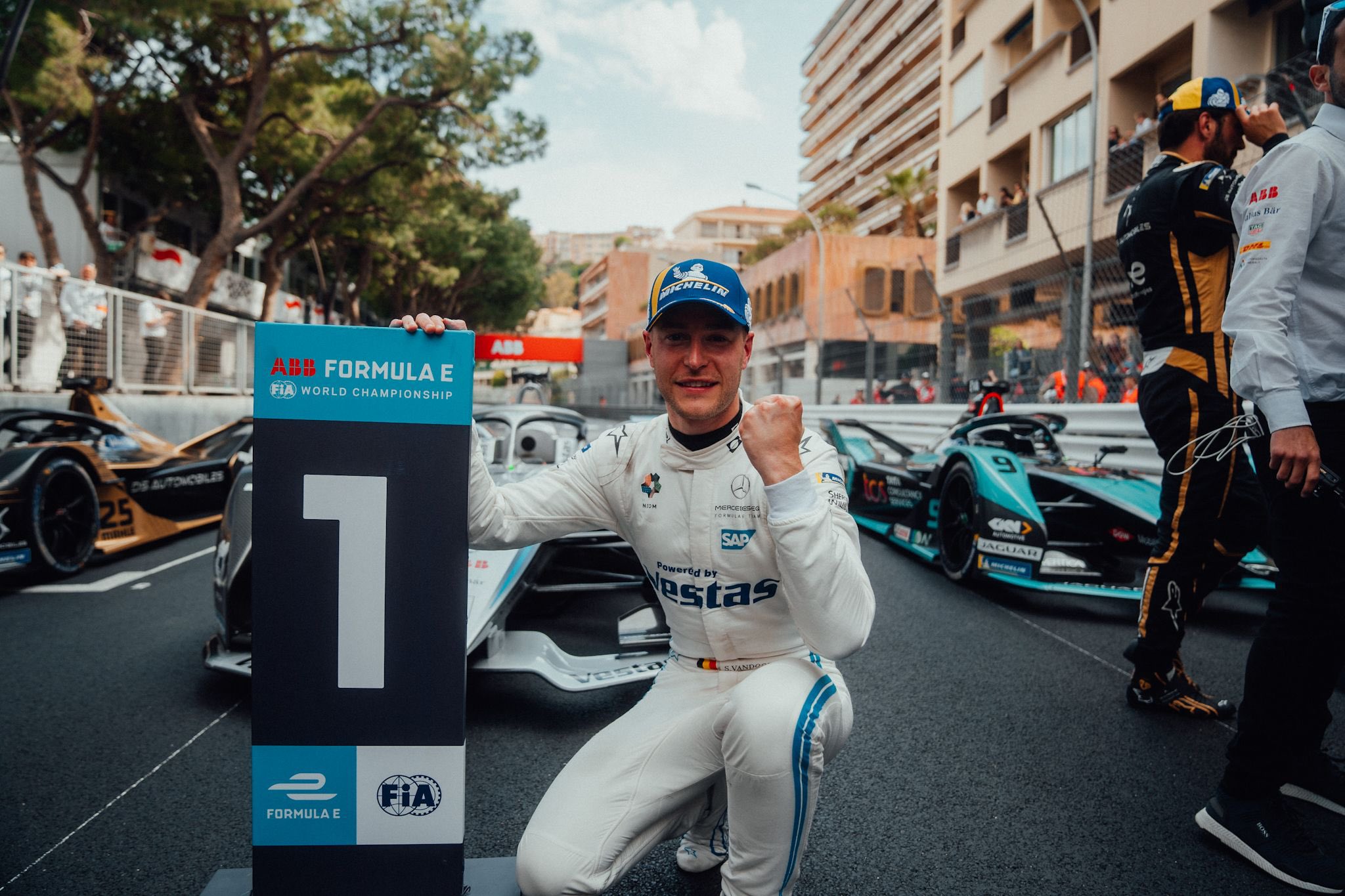 Stoffel Vandoorne ganó el E-Prix de Mónaco y lidera la Fórmula E