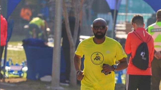 Atleta keniata Steve Mwangi entregó recomendaciones para el Maratón de Santiago