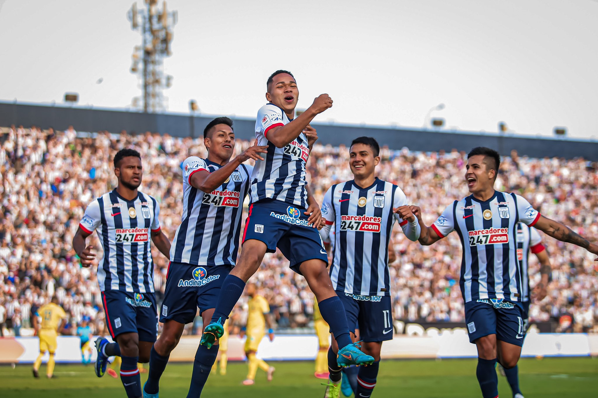 ¡Llega encendido! Alianza Lima goleó a Carlos Stein a días de su cruce con Colo Colo