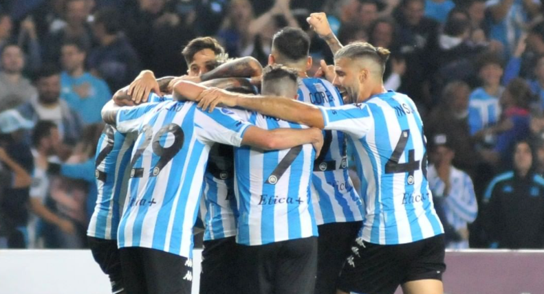 Eugenio Mena sumó minutos en remontada de Racing ante Cuiabá en la Copa Sudamericana