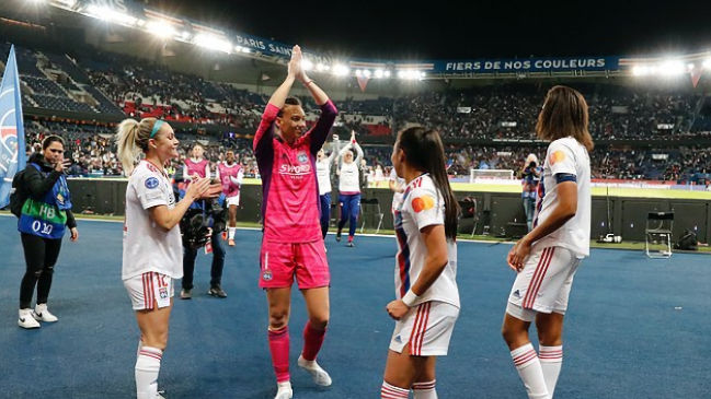 Christiane Endler fue nominada como mejor arquera de la temporada en el fútbol femenino francés