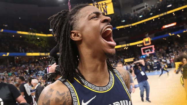 Ja Morant anotó 47 puntos y guió a Grizzlies a empatar la serie ante Warriors