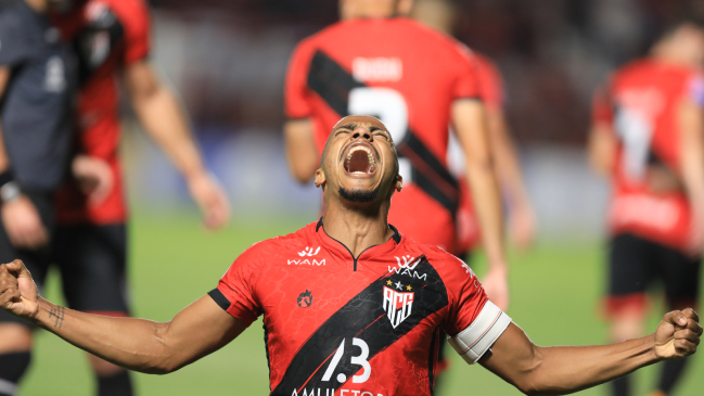 Sudamericana: Goianiense venció a Defensa y Justicia y lidera el grupo de Antofagasta