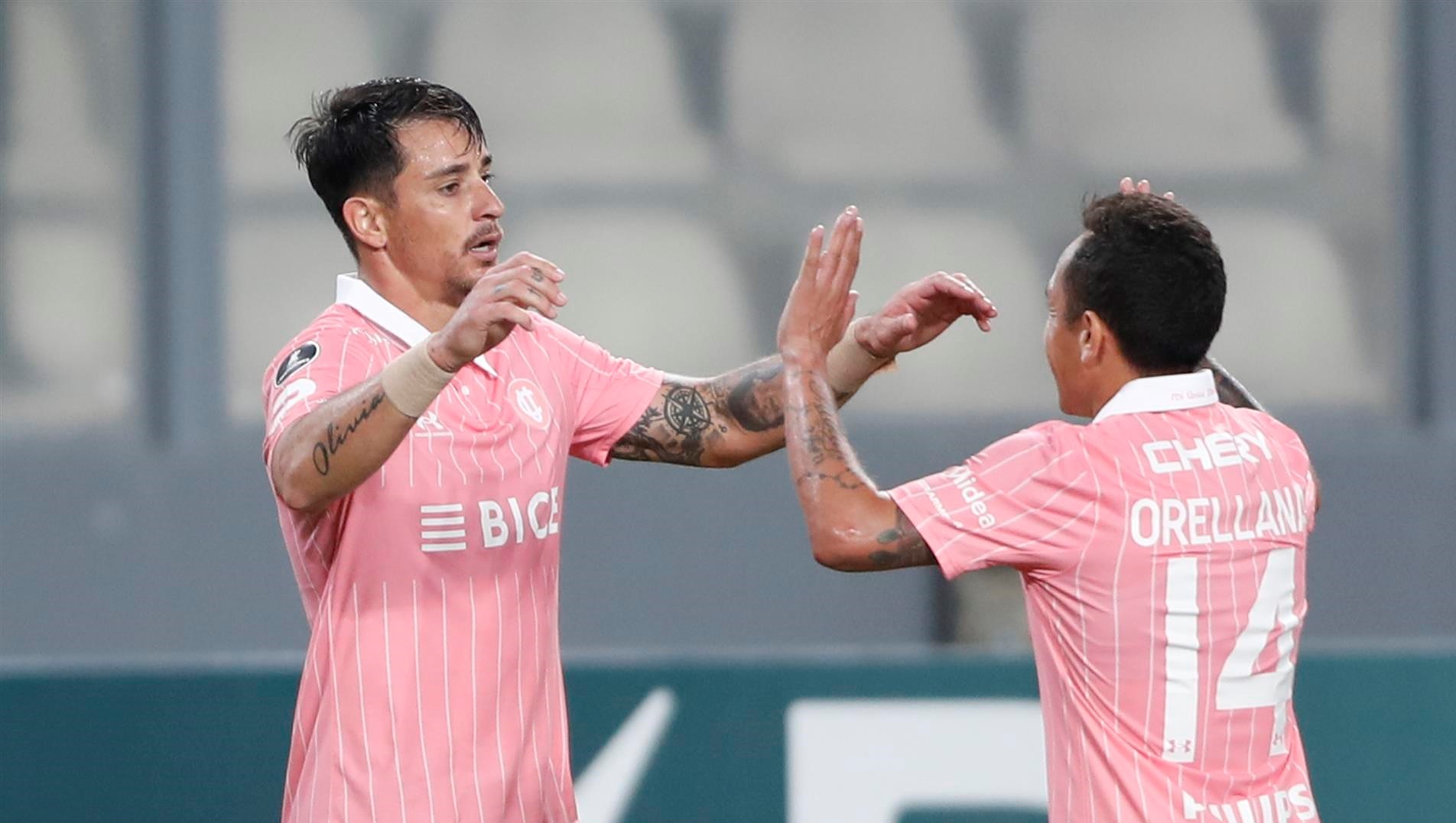 La UC lo igualó ante Sporting Cristal con un oportuno cabezazo de Zampedri