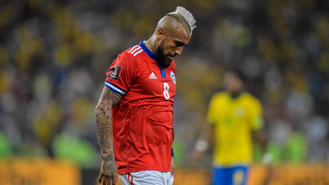 Abogados explicaron la querella de Arturo Vidal contra su primo