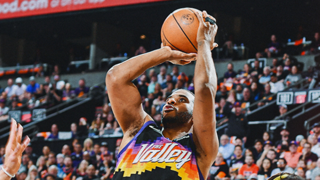 Suns amplió su ventaja sobre Mavericks con estelares actuaciones de Booker y Paul