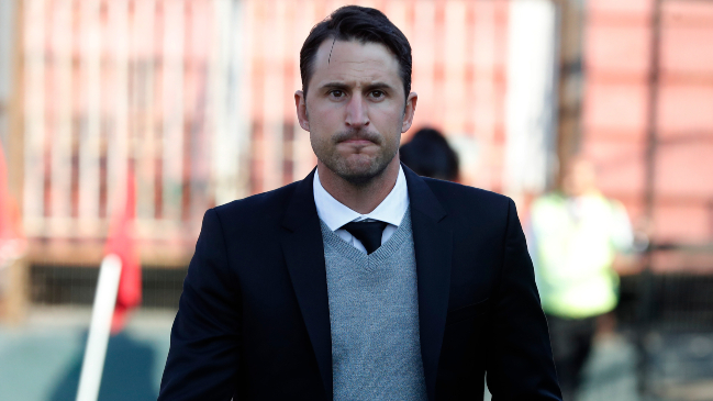 Beñat San José subió un peldaño en la posibilidad de dirigir a Universidad de Chile