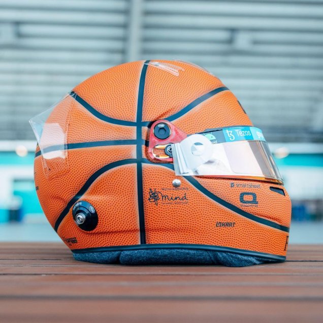¡Estilo NBA! El llamativo casco que usará el piloto Lando Norris en el Gran Premio de Miami