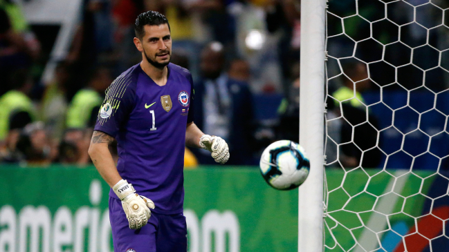 Colo Colo tiene interés en el seleccionado chileno Gabriel Arias