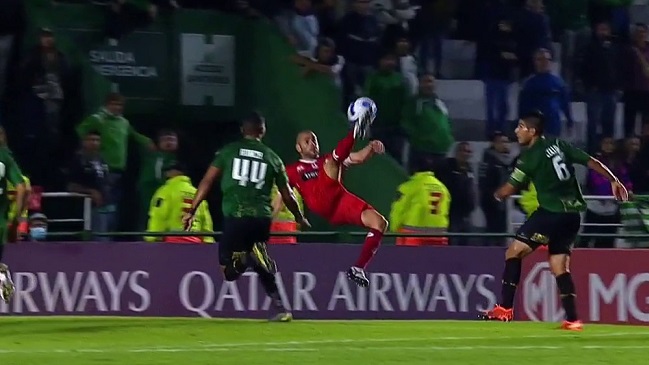 Sebastián Sáez anotó extraordinario golazo para La Calera ante Banfield