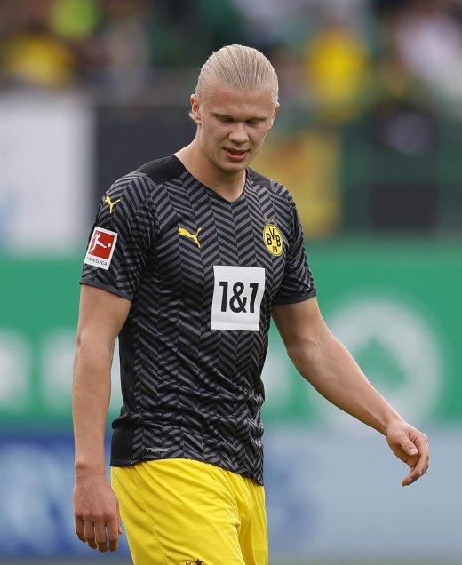 Julian Brandt marcó por duplicado y comandó triunfo de Dortmund ante Greuther Fürth