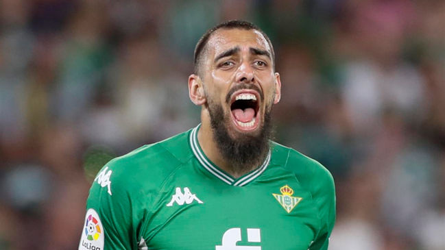 Real Betis cayó en el último minuto ante Barcelona e hipotecó su lugar en Champions