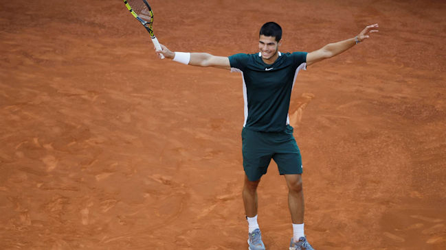 Carlos Alcaraz arrolló a Alexander Zverev y conquistó su segundo Masters 1.000 en Madrid