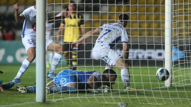 Huachipato remontó como visita frente a Coquimbo Unido y mete presión en la parte alta