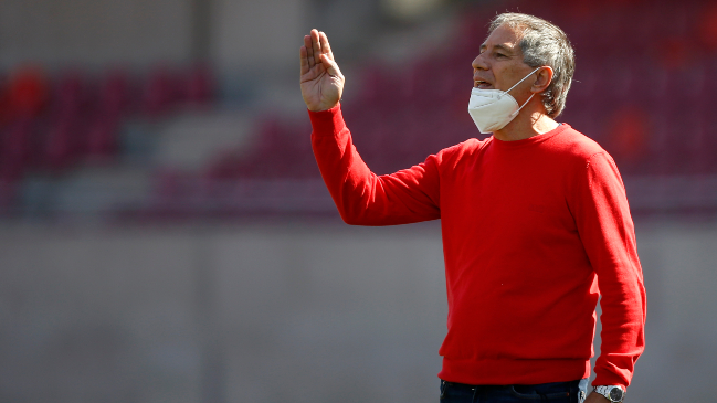 Ariel Holan: Nunca me contactaron de la selección chilena