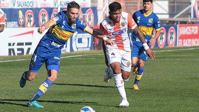 Cobresal se quedó en blanco ante Everton y falló en seguir a los de más arriba