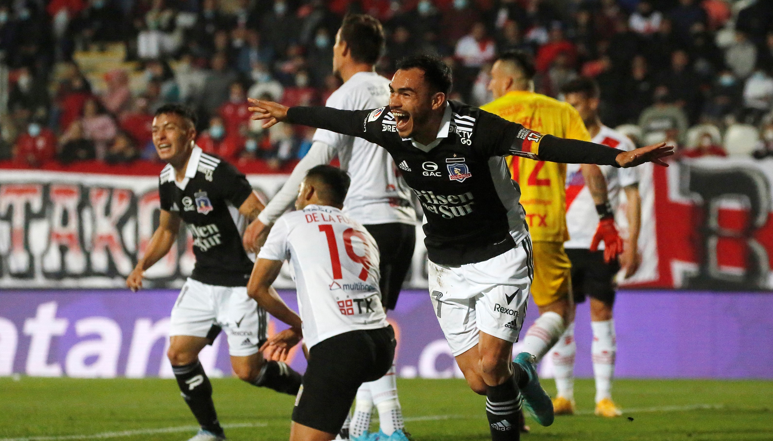 Gabriel Suazo insistió y aumentó la ventaja de Colo Colo ante Curicó Unido