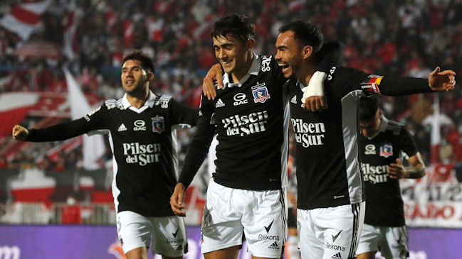 Colo Colo consiguió un exigido triunfo sobre Curicó Unido y volvió a ser puntero
