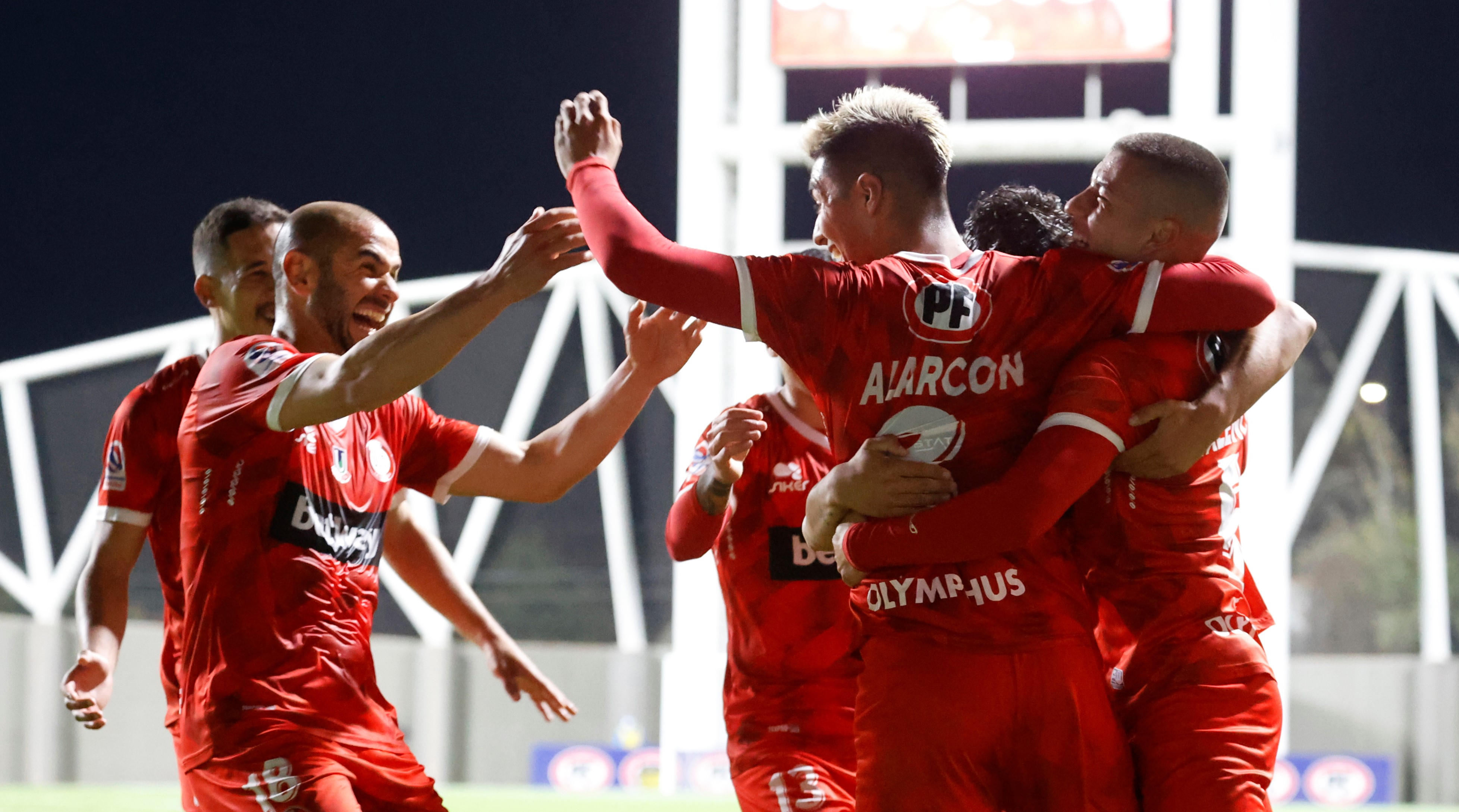 La Calera dejó la zona de descenso tras vencer a Audax italiano en el cierre de la duodécima fecha