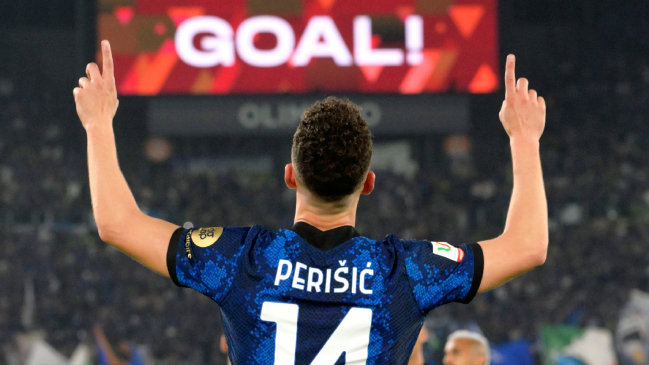Ivan Perisic marcó un doblete y lideró la consagración de Inter en la Copa Italia