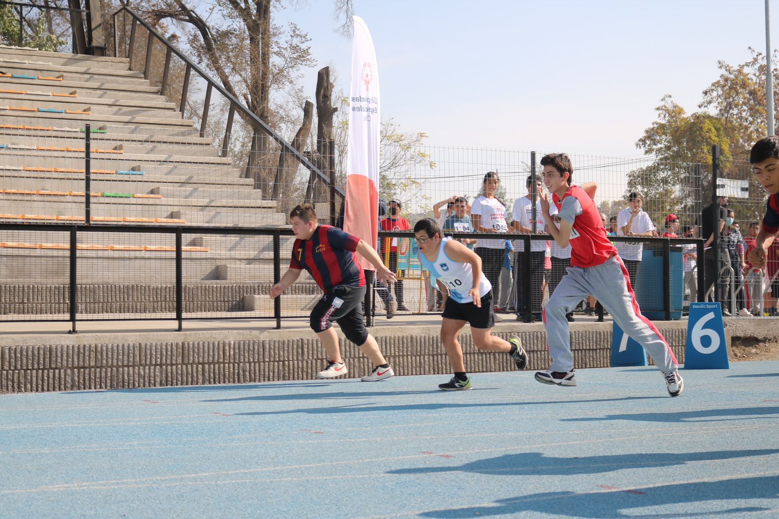 Cerca de 150 personas compitieron en Torneo de Atletismo de Olimpiadas Especiales Chile