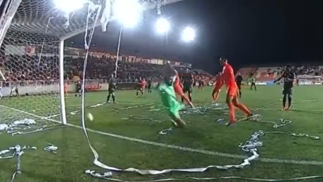 Santiago Wanderers expresó su rabia por el gol fantasma de Cobreloa: Es una vergüenza