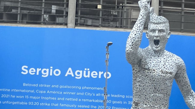 “¿Seguro?”: El troleo de Toni Kroos por su parecido con la estatua de Sergio Agüero