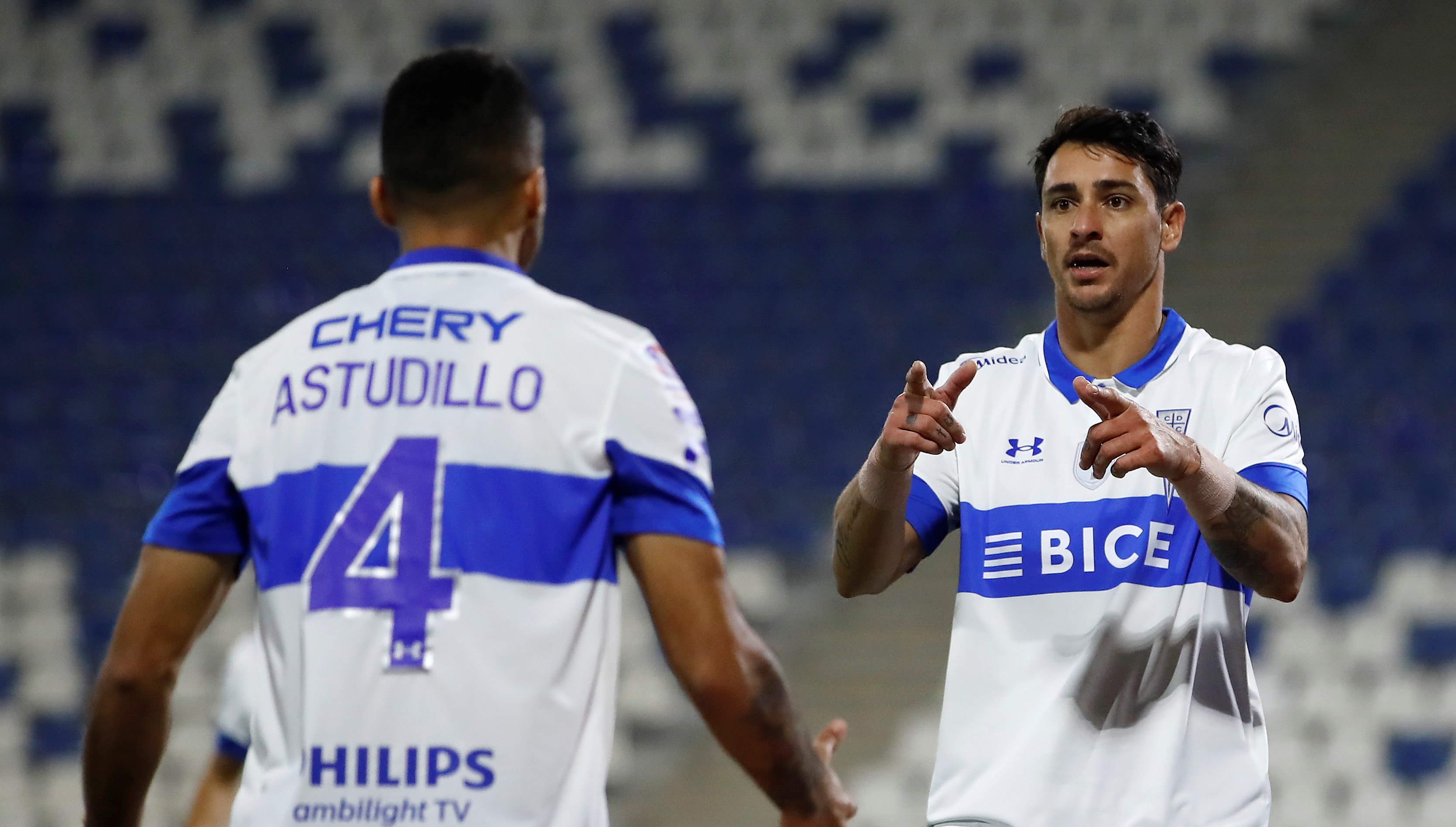 Astudillo asistió y Zampedri de primera abrió la cuenta de la UC ante Unión La Calera