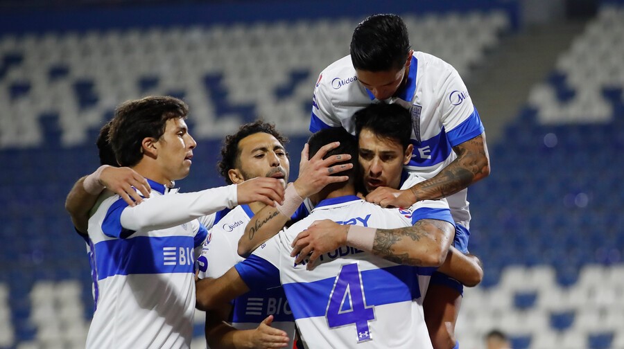 La UC logró un revitalizador triunfo sobre Unión La Calera en el reestreno de Ariel Holan