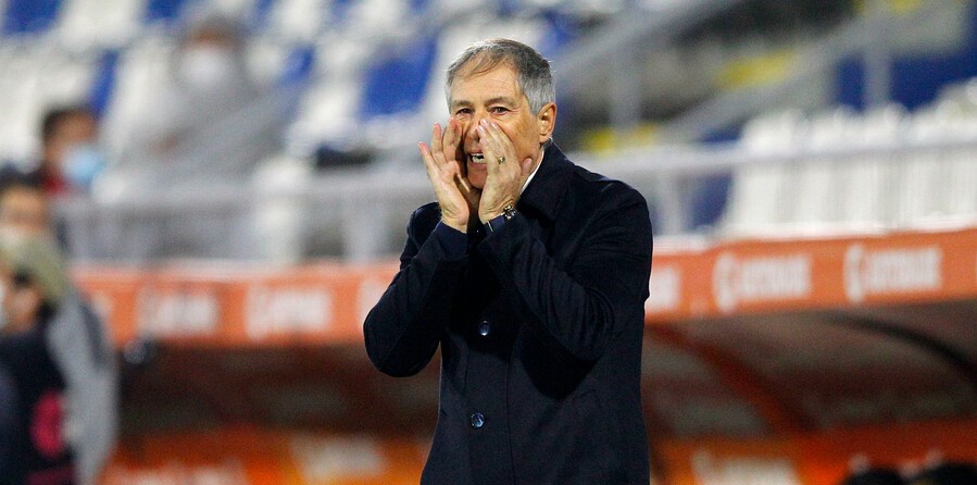 Ariel Holan tras el debut triunfal en la UC: “Esperamos empezar a recuperarnos”