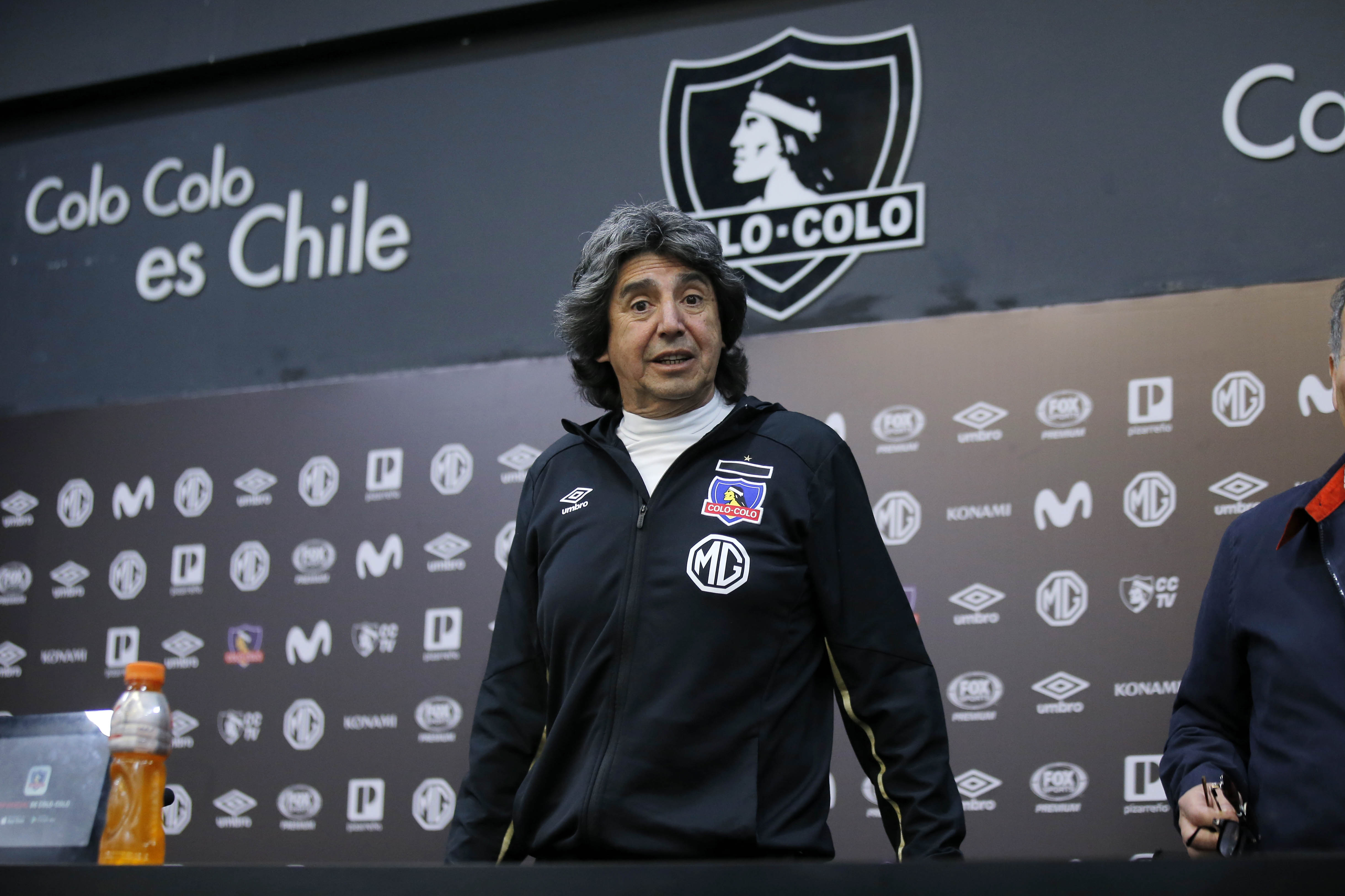 Lizardo Garrido está internado en la Clínica Alemana tras presentar problemas de salud