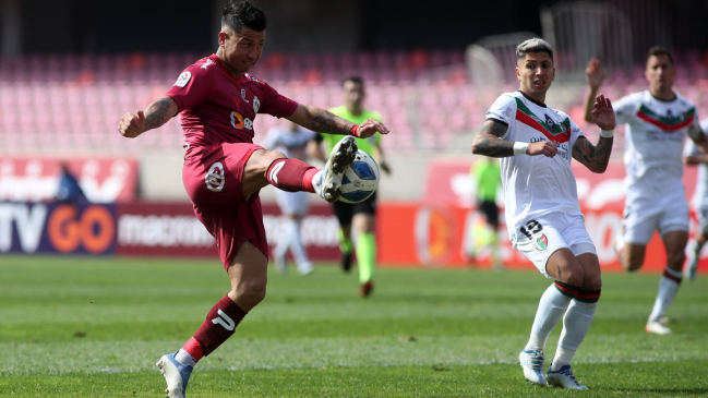 Deportes La Serena y Palestino desaprovecharon sus ocasiones e igualaron en La Portada