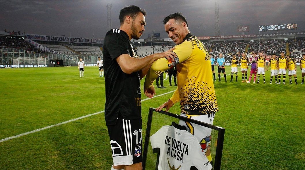 El emotivo mensaje de Gabriel Suazo a Esteban Paredes: “En el Monumental el capitán siempre serás tú”