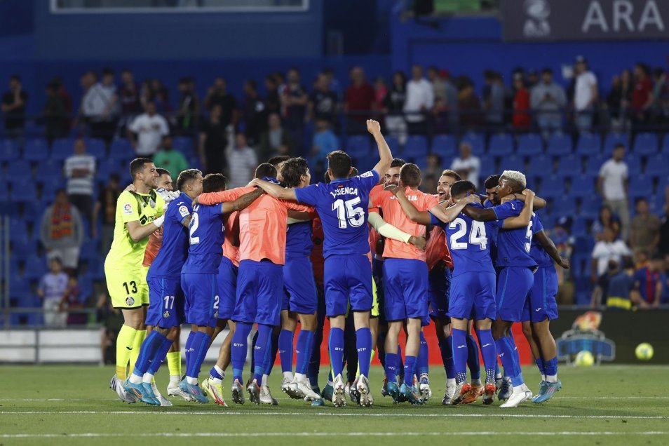 Getafe logró un punto de oro ante Barcelona y celebró la permanencia en La Liga