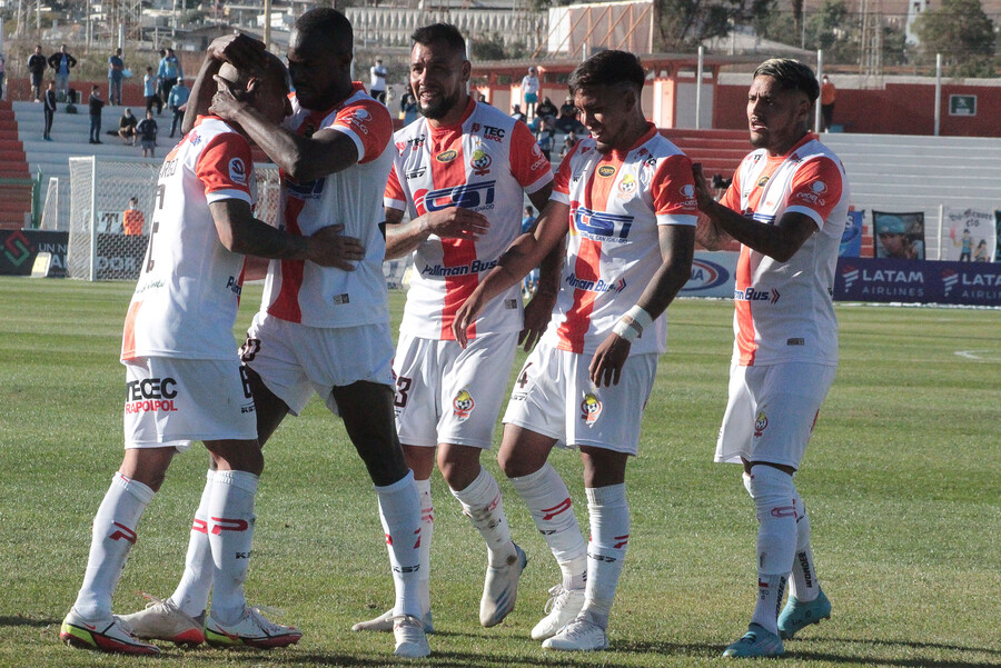 Cecilio Waterman y Óscar Salinas comandaron el triunfo de Cobresal sobre O’Higgins